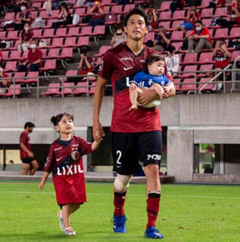 画像 内田篤人の嫁は榎田優紀 馴れ初めやフライデー写真も詳しく サッカー総合応援サイト